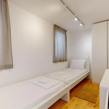 Luxury Zoe Apartamento *