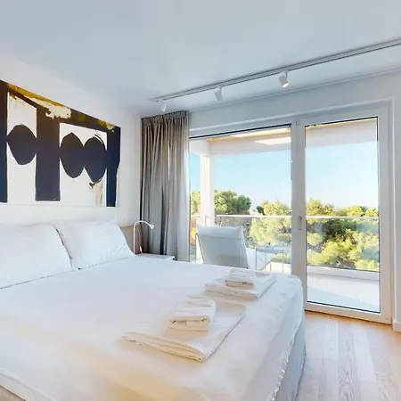 Luxury Zoe *