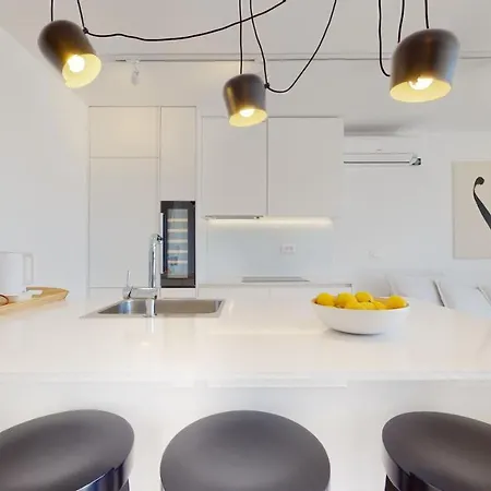 Zoe Apartment *